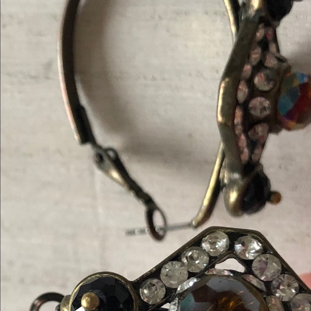 Perch Hoop Earrings - Picture 4 of 8
